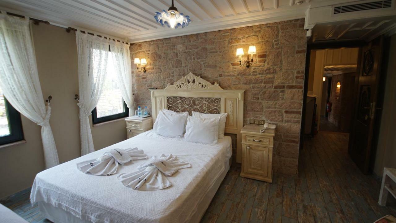 Fikretbey Konagi Hotel Ayvalik Exterior photo