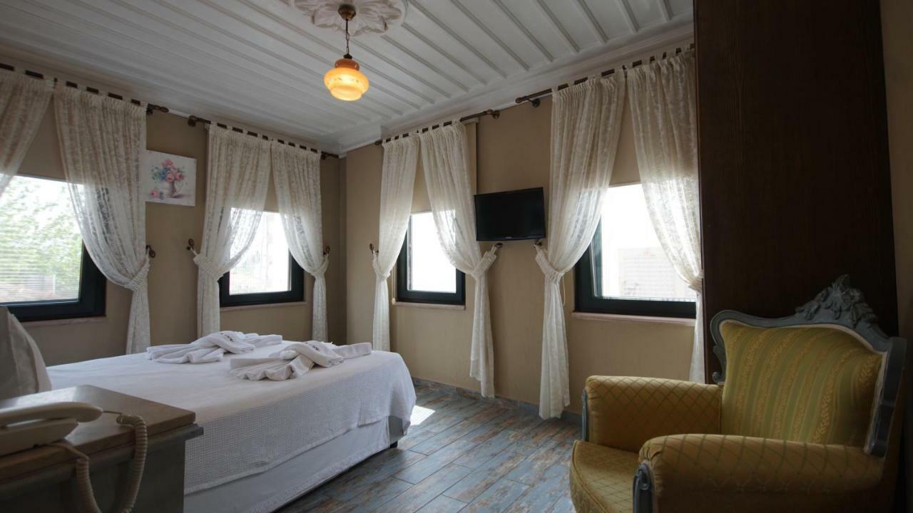 Fikretbey Konagi Hotel Ayvalik Exterior photo